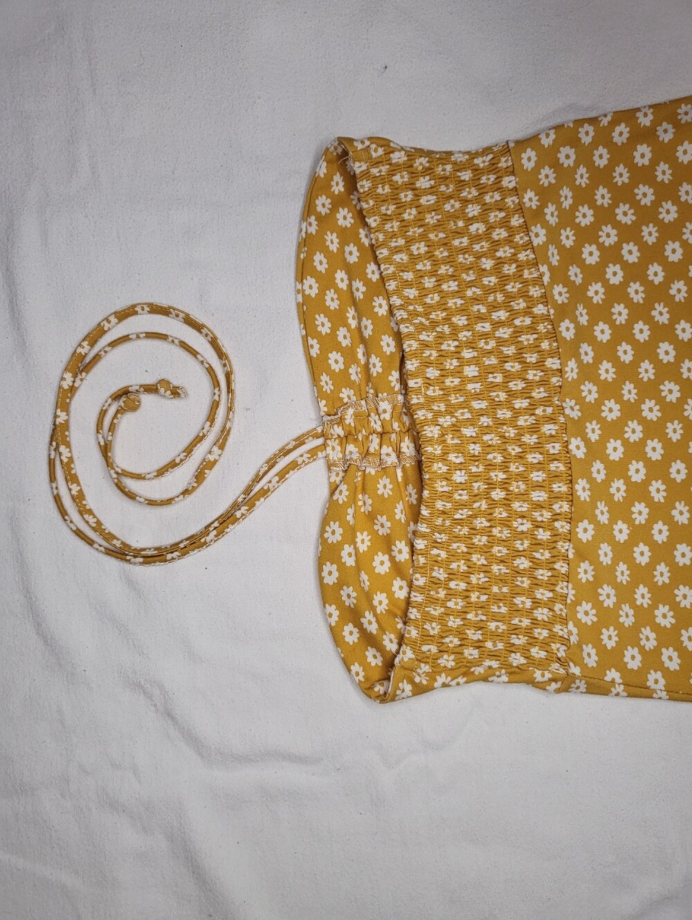 🌻Yellow Floral Halter Dress - Picture 8 of 10